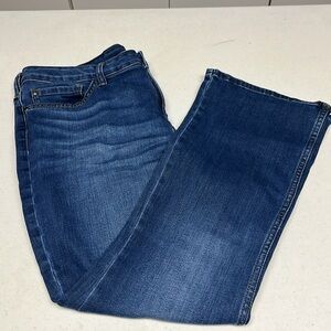 Lee Regular Fit Boot Cut Mid Rise Jeans